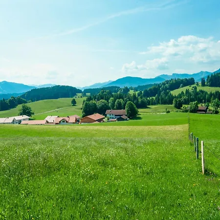 Garden In Wildsteig, Cleaning Included Apartament