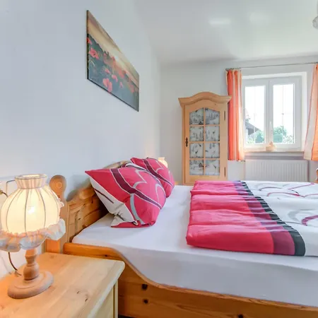 Apartment Flat In With Furnished Garden, Cleaning Included