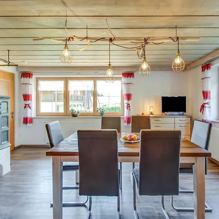 Flat In With Furnished Garden, Cleaning Included Wildsteig