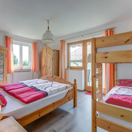 Flat In With Furnished Garden, Cleaning Included Apartment Wildsteig